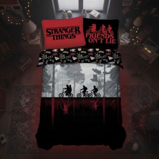 Přeneste se do Upside Down a zažijte dobrodružství s Eleven a partou z Hawkinsu, aniž byste opustili pohodlí své postele!...